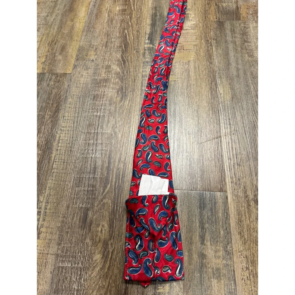 Hey-Ties Red Paisley Ascot Cravat Vintage Style Mens‎ Formal Neckwear BBL Inc